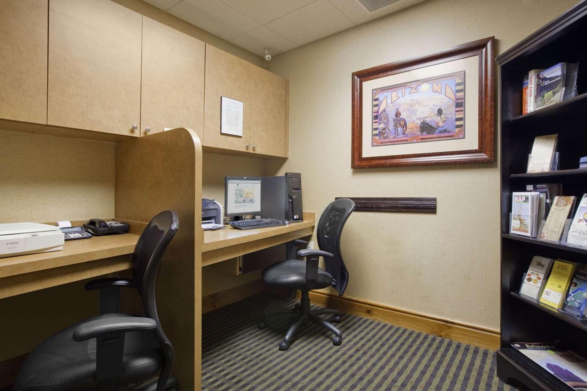 Homewood Suites By Hilton Phoenix-Biltmore מראה חיצוני תמונה