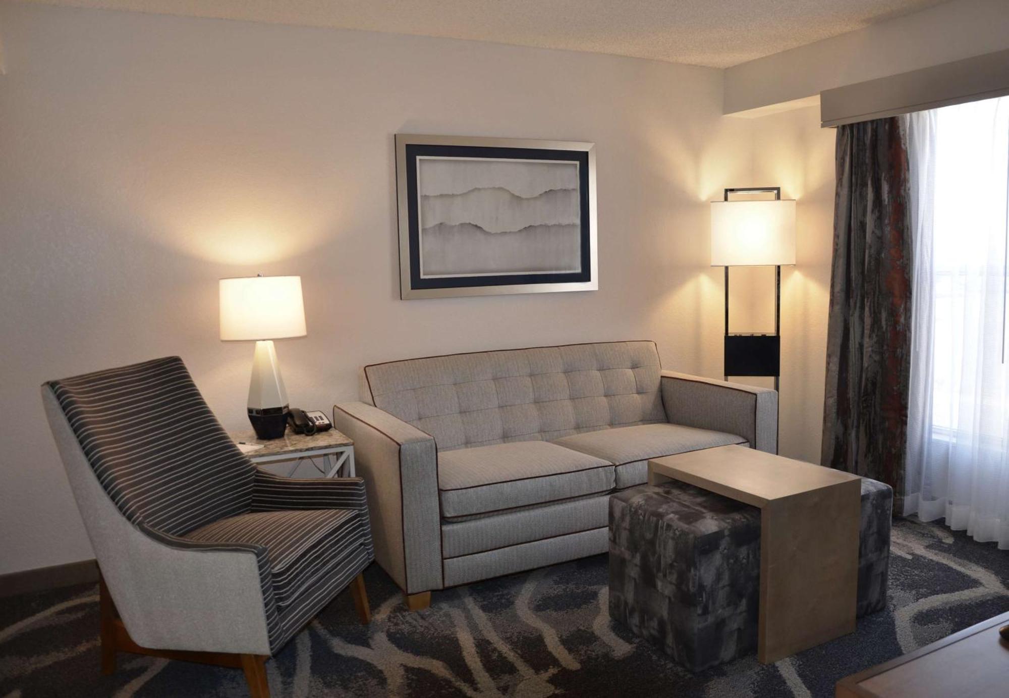 Homewood Suites By Hilton Phoenix-Biltmore מראה חיצוני תמונה