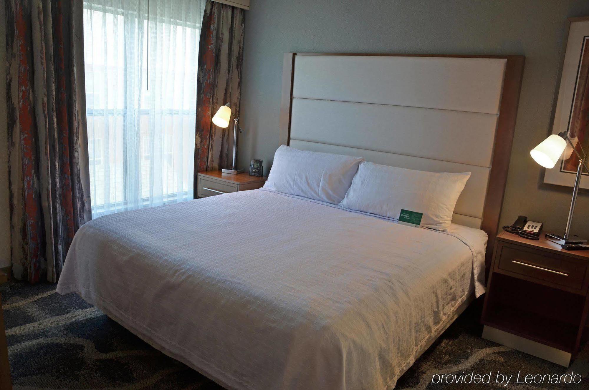 Homewood Suites By Hilton Phoenix-Biltmore מראה חיצוני תמונה